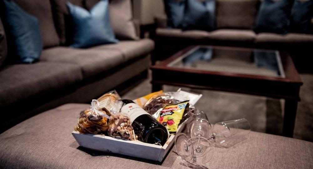 Raphael Suites Johannesburg Esterno foto