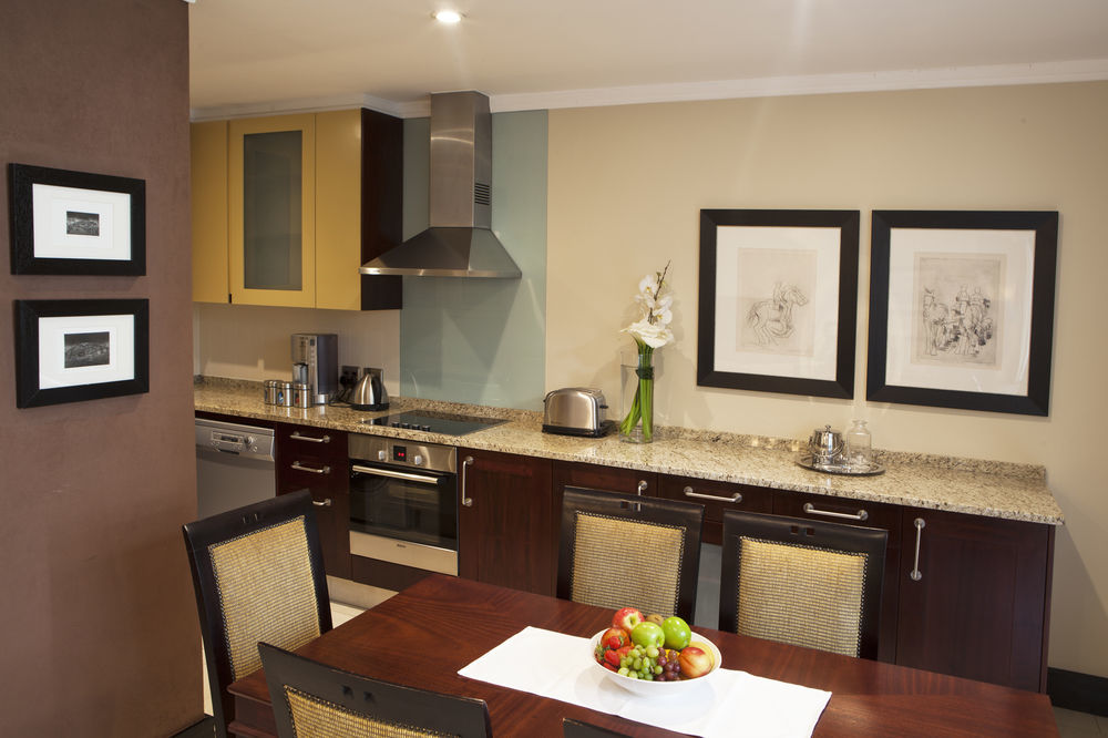 Raphael Suites Johannesburg Esterno foto