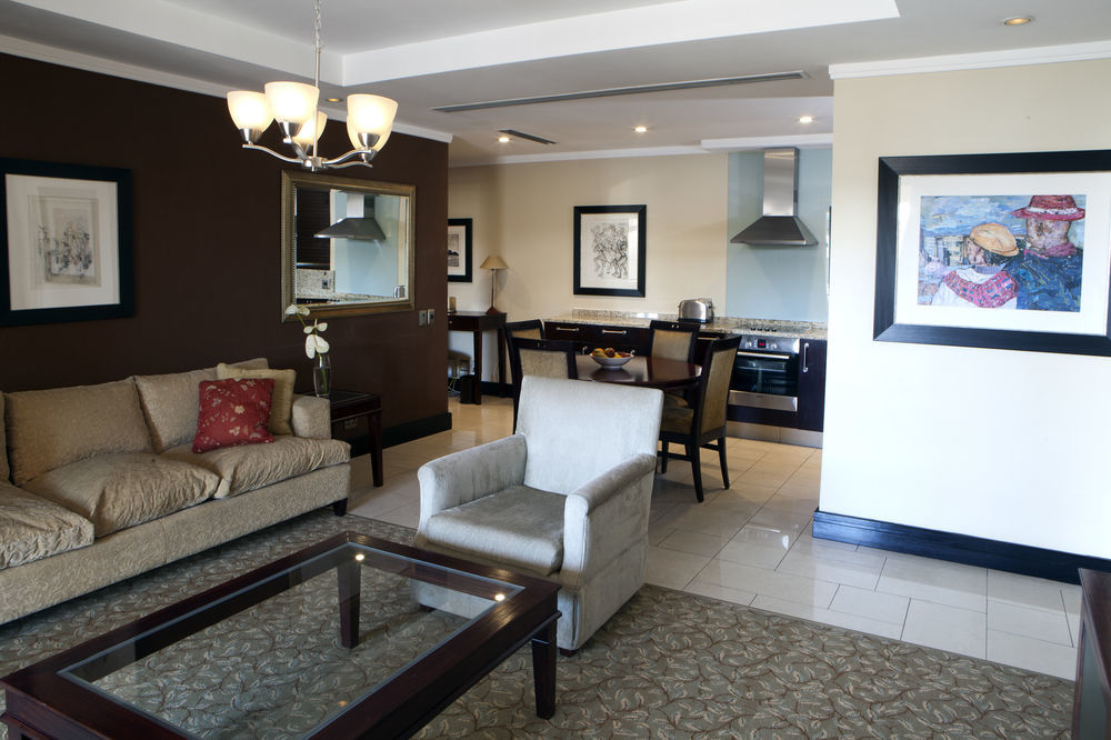 Raphael Suites Johannesburg Esterno foto